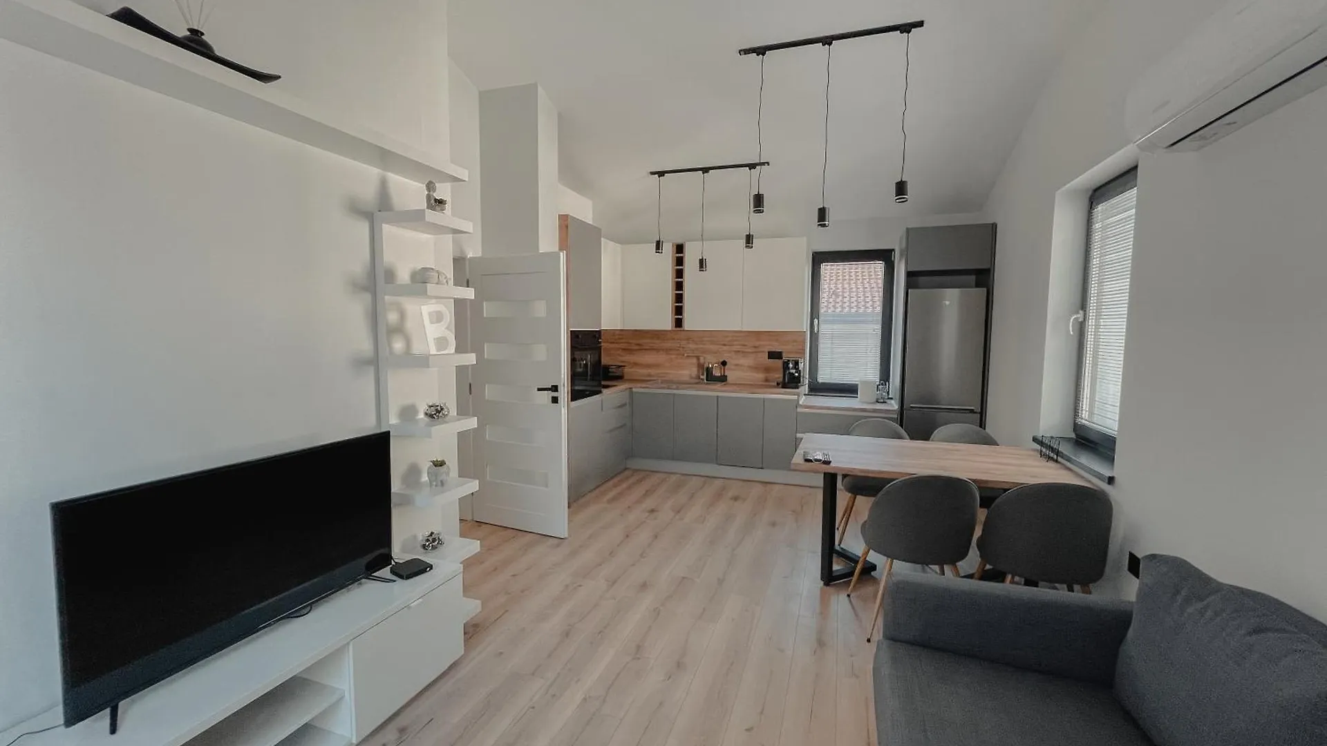 Hugo Apartment Varna