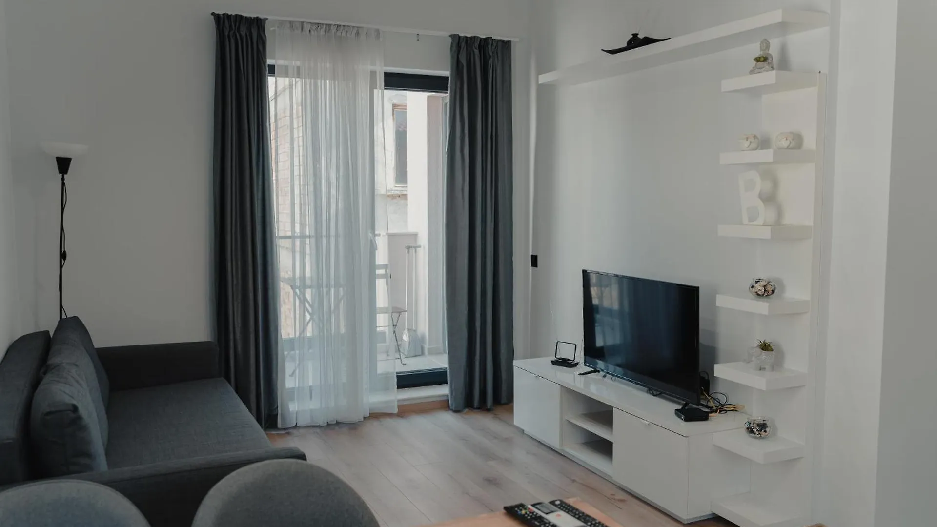 Hugo Apartment Varna